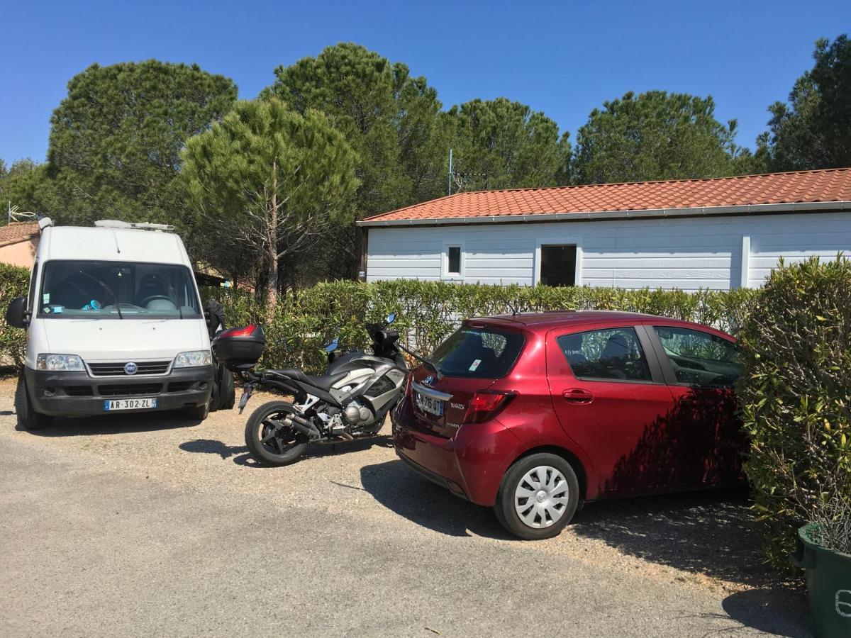 Oasis village Puget-sur Argens Exteriör bild